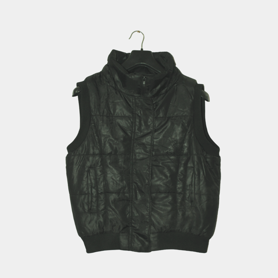 Sleeveless Puffer Jacket